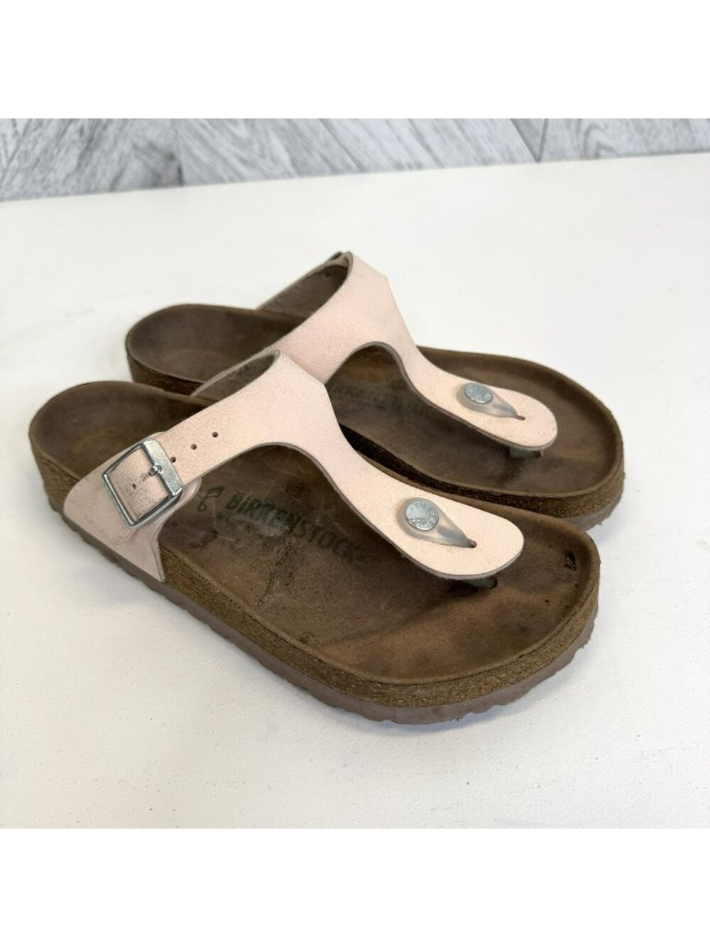 Birkenstock Gizeh Sandals Shoes Leather Pale Pink Womens Size 36 US 5/5.5